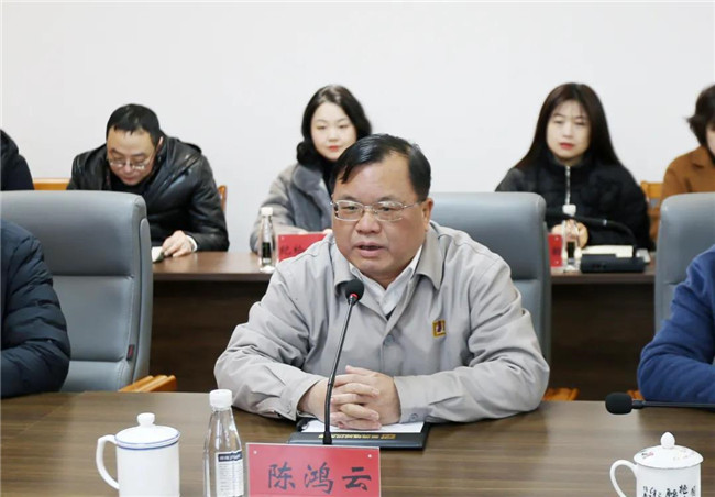 市國(guó)資委黨委書(shū)記、主任朱平生帶隊(duì)走訪慰問(wèn)城投集團(tuán)