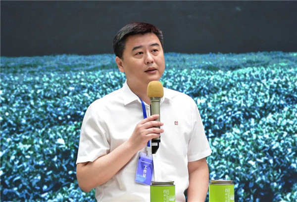 新理念、新時(shí)尚、新方式、新感受——德宇集團(tuán)舉行2022得雨活茶新品發(fā)布推廣會(huì)