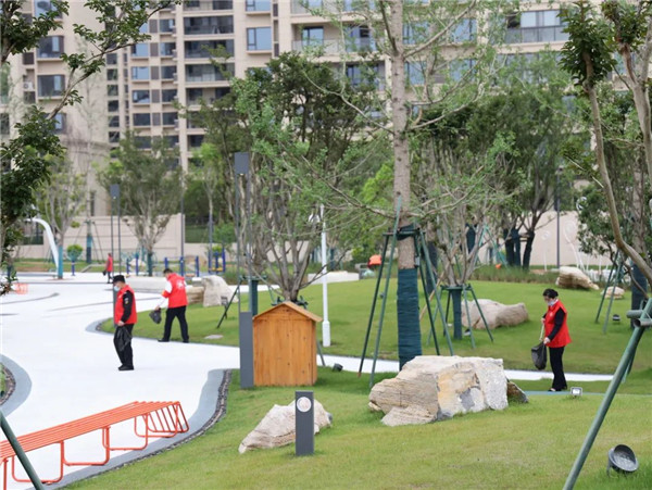 市城投集團(tuán)開展“大清掃、大撿拾、大宣傳”專項(xiàng)活動(dòng)