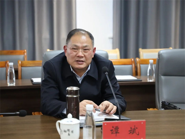 中國五冶集團(tuán)一行蒞臨市城投集團(tuán)調(diào)研座談