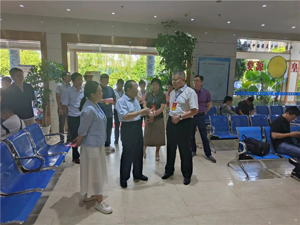 市政協(xié)開展“加快旅游集散體系建設(shè)，助力夜經(jīng)濟(jì)高質(zhì)量發(fā)展”專題調(diào)研