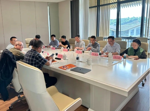 CFAC美院基地 清華大學(xué)美術(shù)學(xué)院與省數(shù)文集團(tuán)、市城投集團(tuán)強(qiáng)強(qiáng)聯(lián)手共繪文化創(chuàng)新新篇章